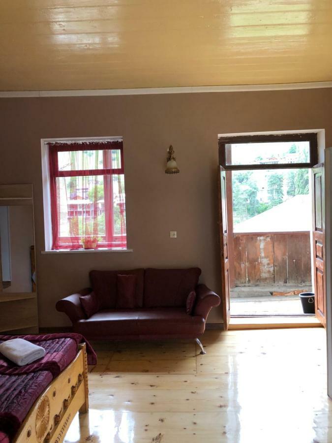 Travel Inn House Mestia • Მოგზაურის Სახლი 外观 照片